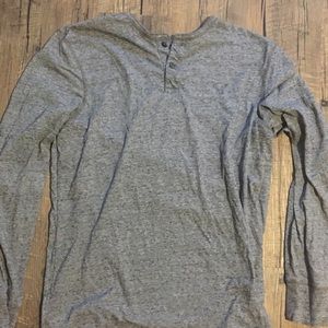 American Eagle Grey Henley Long Sleeve Size Medium